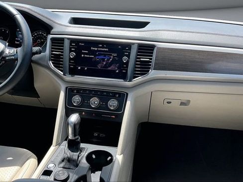 Used 2019 Volkswagen Atlas SE w/ Panoramic Sunroof Package AWD/4WD image 9