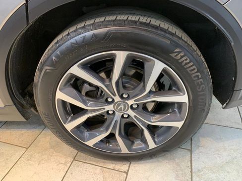 Used 2023 Acura MDX SH-AWD w/ Technology Package image 12