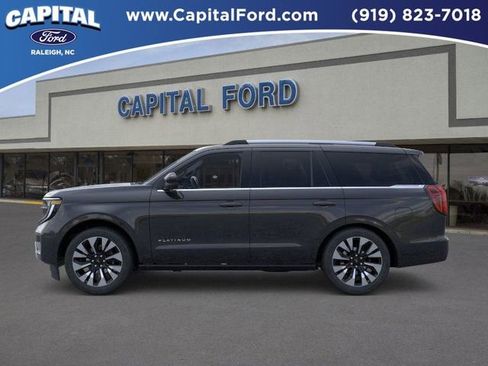 New 2025 Ford Expedition Platinum w/ Driver's Package image 3