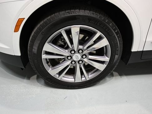 Used 2025 Cadillac XT5 Premium Luxury image 29