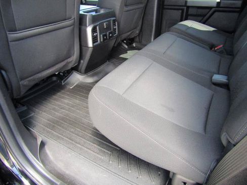 Used 2018 Ford F150 XLT w/ Equipment Group 302A Luxury AWD/4WD image 13