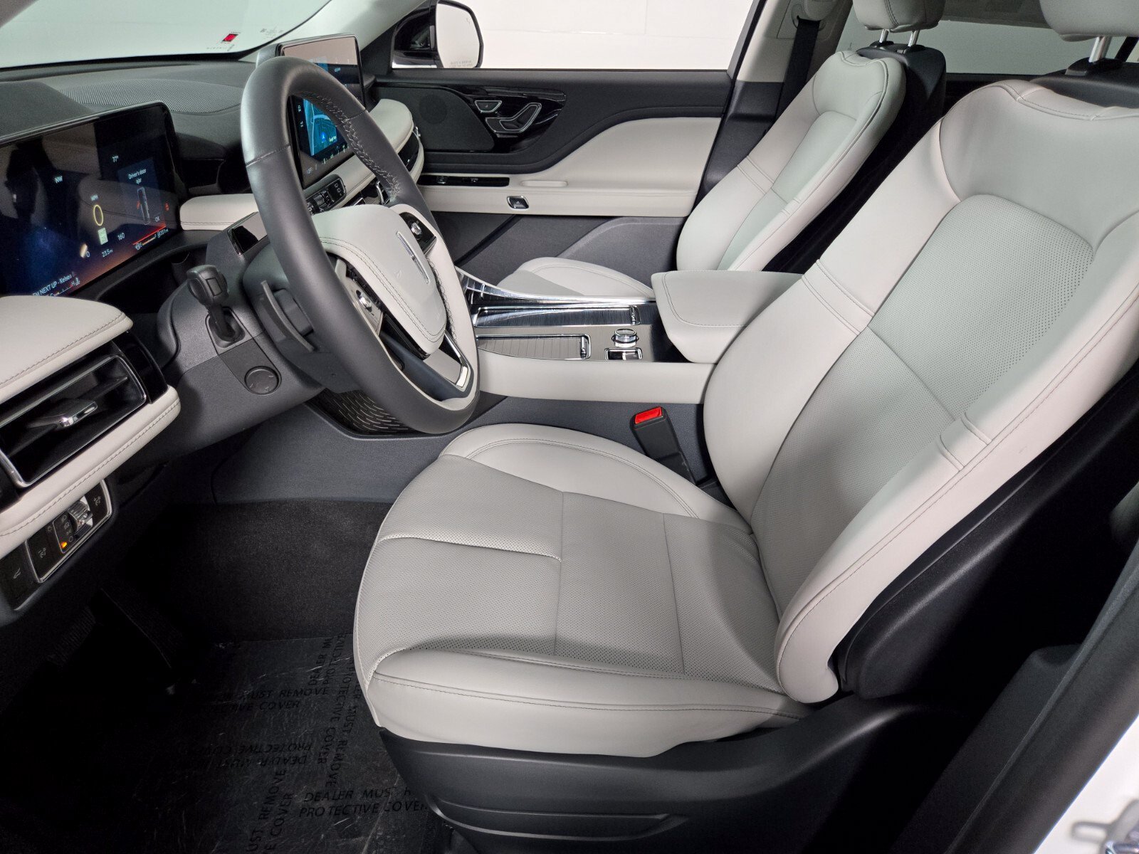 New 2027 Lincoln Aviator 2WD image 13