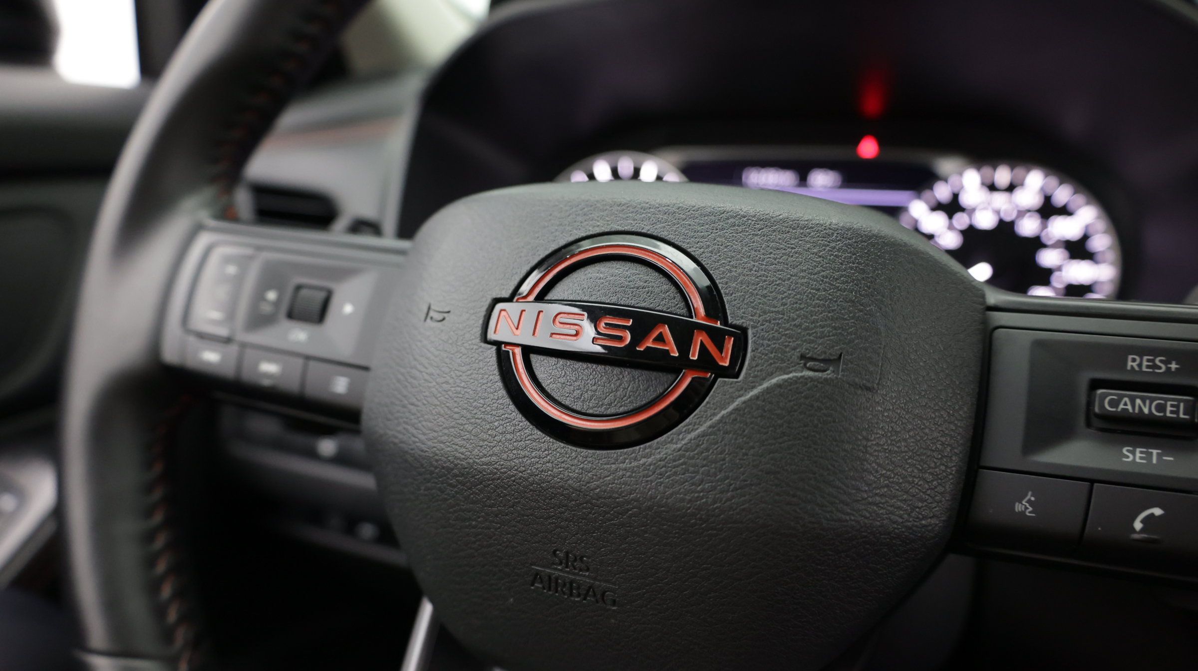 Used 2025 Nissan Rogue SV AWD/4WD image 25