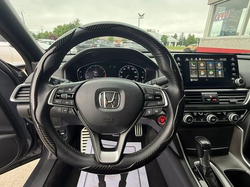 Used 2019 Honda Accord Sport image 16