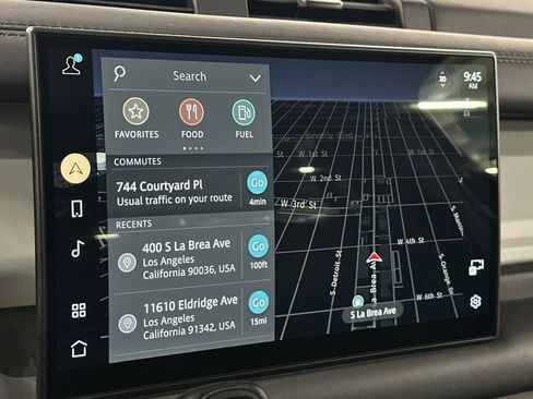 Used 2025 Land Rover Defender 110 S image 21