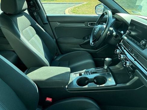 Used 2025 Honda Civic Sport image 20