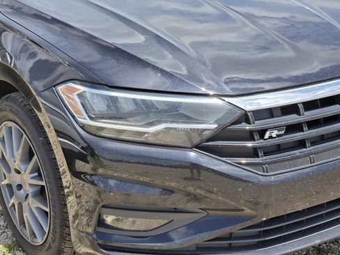 Used 2020 Volkswagen Jetta R-Line w/ R-Line Cold Weather Package FWD image 5