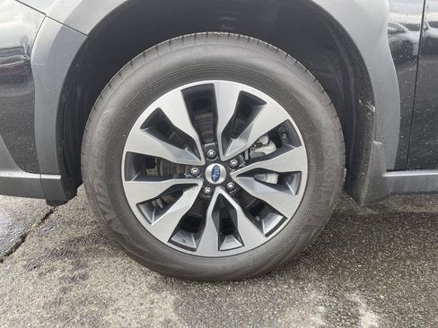 Used 2023 Subaru Outback Limited image 25