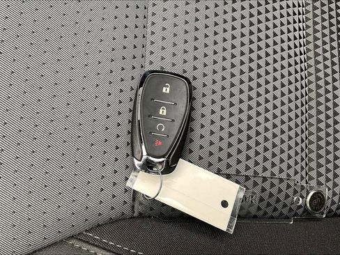 Used 2024 Chevrolet Trax LT image 36