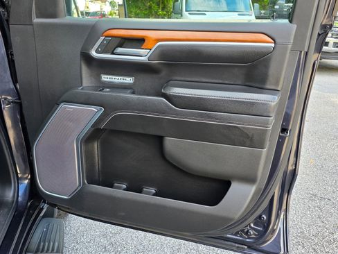 Used 2022 GMC Sierra 1500 Denali image 37