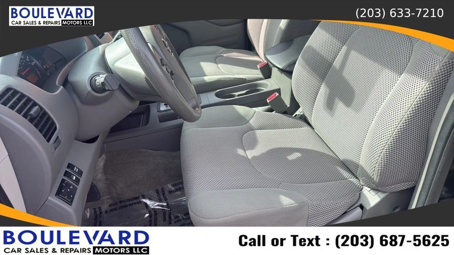 Used 2016 Nissan Frontier SV AWD/4WD image 23