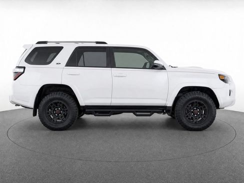Used 2023 Toyota 4Runner SR5 Premium w/ Moonroof Package AWD/4WD image 11