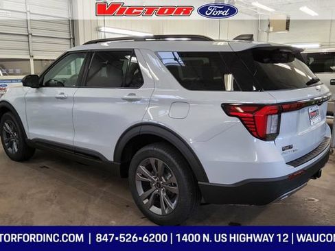 New 2026 Ford Explorer Active w/ Active Comfort Package image 2