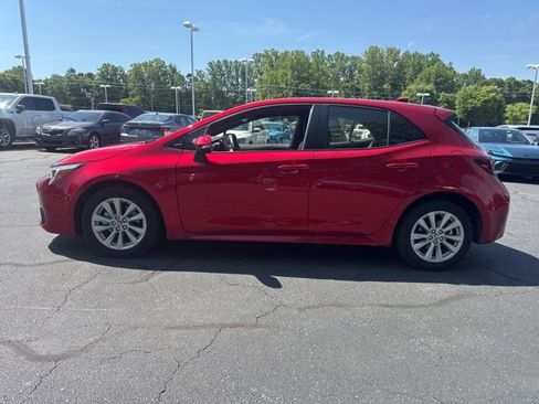 Used 2025 Toyota Corolla SE FWD image 8