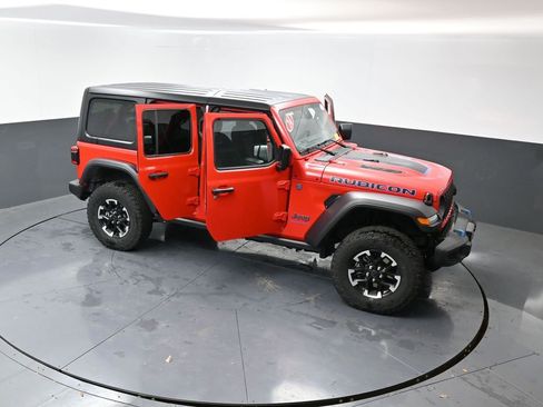 Used 2024 Jeep Wrangler Unlimited Rubicon 4xe image 57