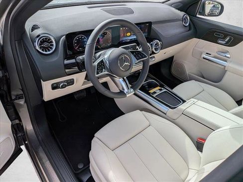 New 2026 Mercedes-Benz GLA 250 image 3