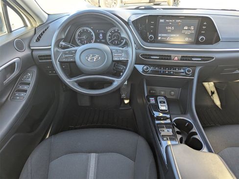 Used 2022 Hyundai Sonata SE image 13