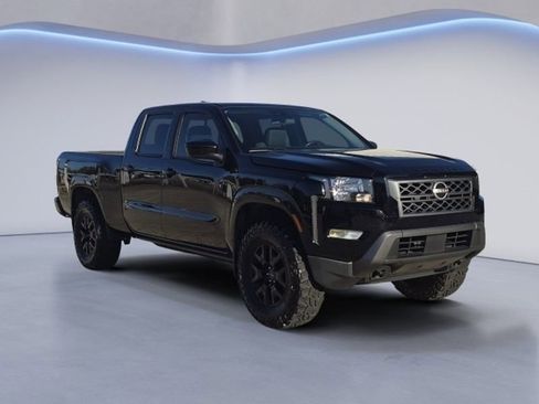 Used 2023 Nissan Frontier SV w/ Technology Package image 6