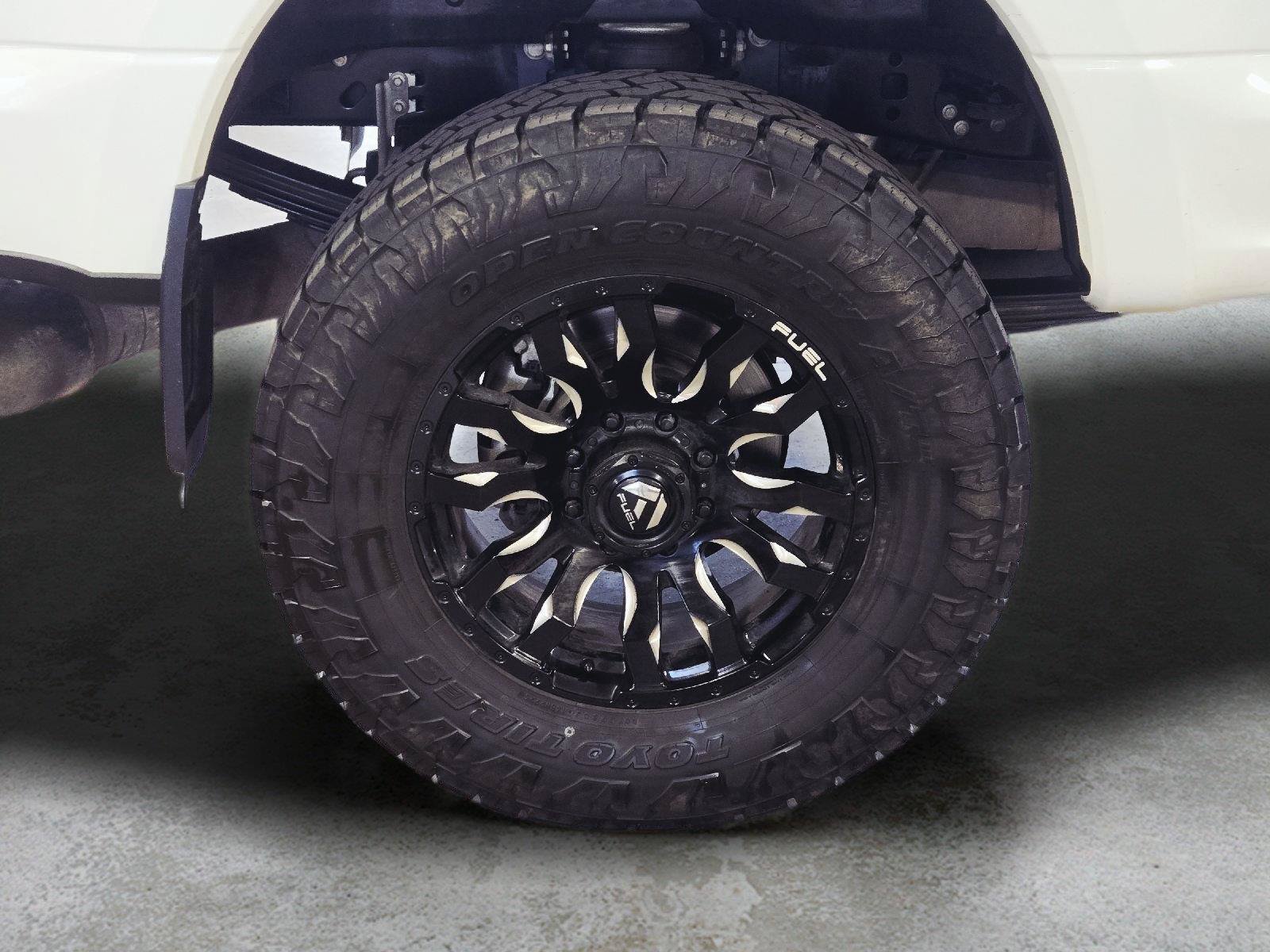 Used 2022 Ford F350 Platinum AWD/4WD image 12