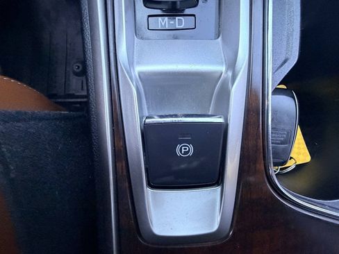 Used 2019 Subaru Ascent Touring AWD/4WD image 6