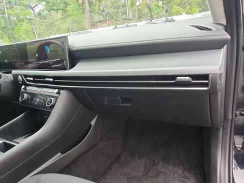 Used 2024 Hyundai Sonata SEL w/ Convenience Package image 19