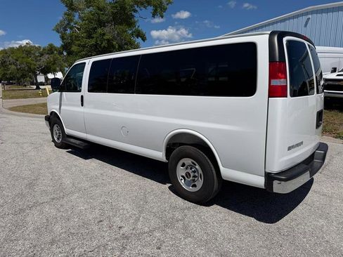 Used 2025 GMC Savana 3500 LT w/ LT Preferred Equipment Group image 3