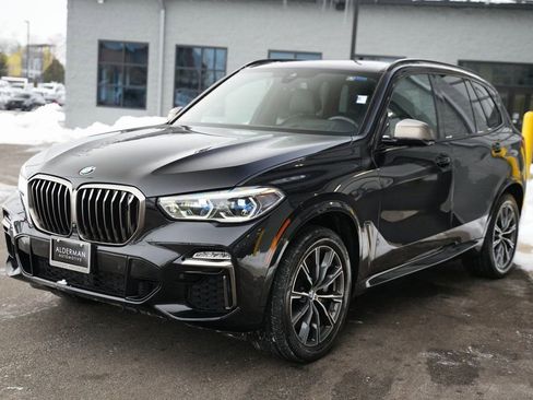 Used 2020 BMW X5 M50i w/ Executive Package image 3