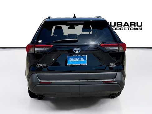 Used 2022 Toyota RAV4 XLE w/ Convenience Package AWD/4WD image 6