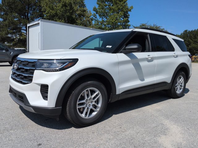 New 2027 Ford Explorer Active RWD image 7