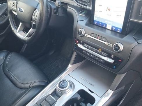 Used 2020 Ford Explorer ST w/ ST Street Pack image 9