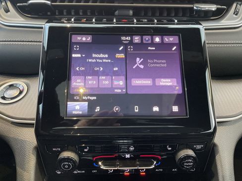 Certified 2025 Jeep Grand Cherokee L Altitude image 22