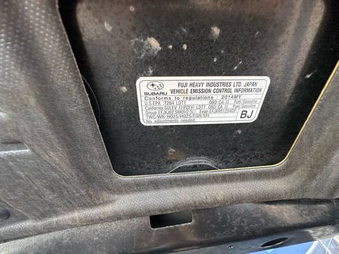 Used 2014 Subaru Forester 2.5i Premium AWD/4WD image 20