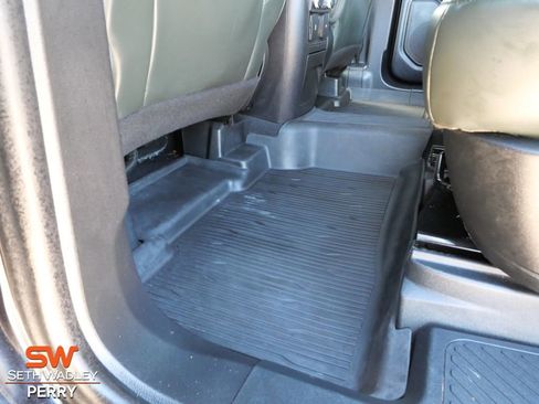 Used 2022 Ford Explorer Timberline image 12