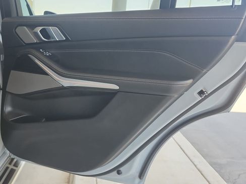 Used 2026 BMW X7 xDrive40i AWD/4WD image 13