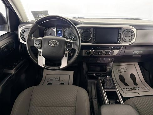 Used 2021 Toyota Tacoma TRD Sport image 19