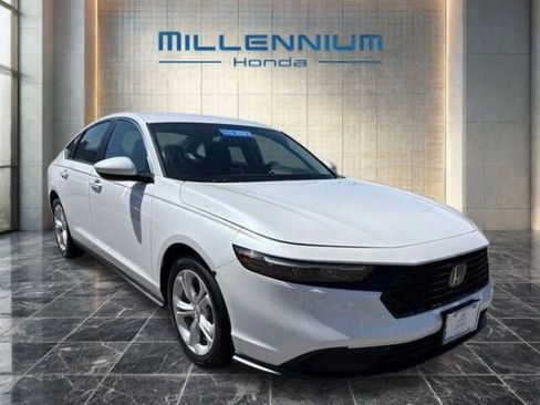 Used 2023 Honda Accord LX image 21