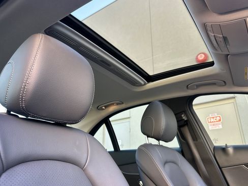 Used 2020 Mercedes-Benz C 300 Sedan image 16