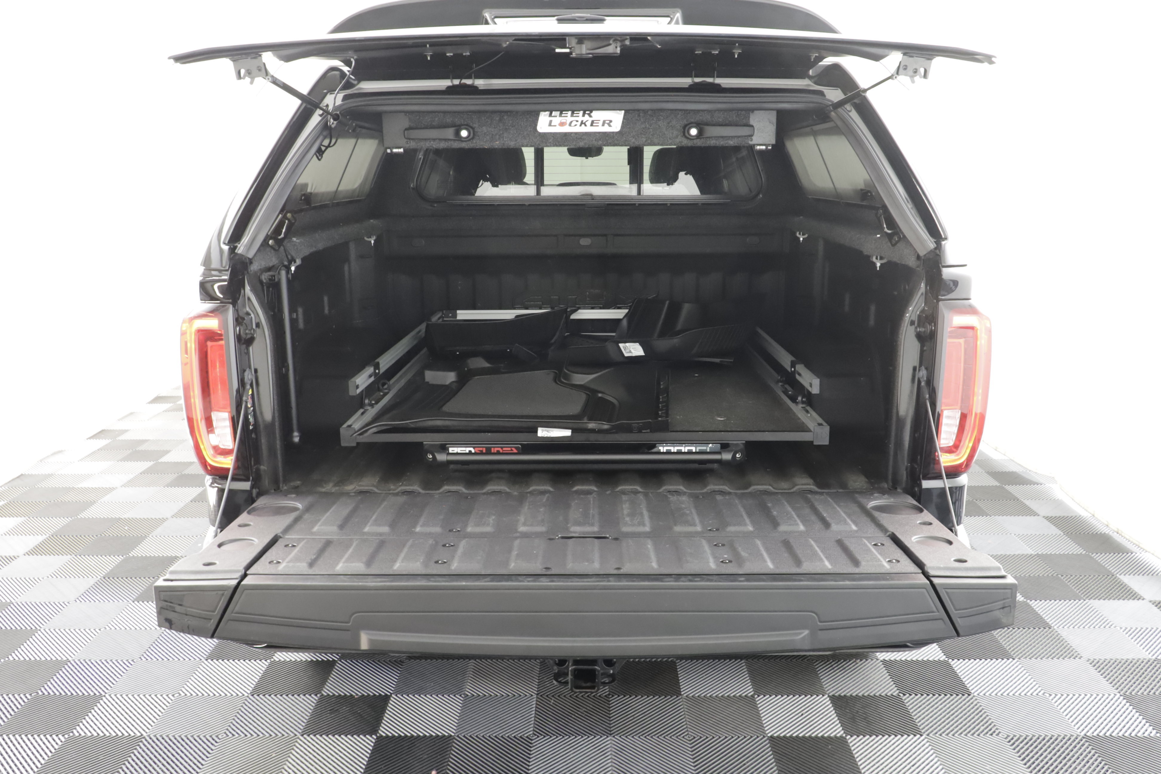 Used 2023 GMC Sierra 1500 AT4X AWD/4WD image 23