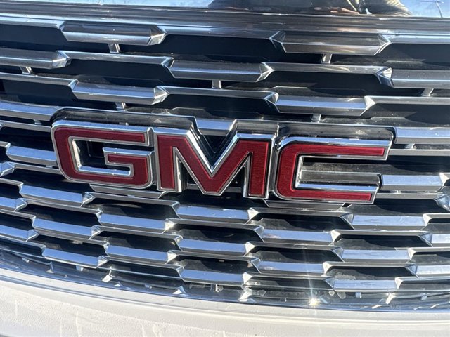Used 2018 GMC Yukon XL Denali w/ Denali Ultimate Package RWD image 32