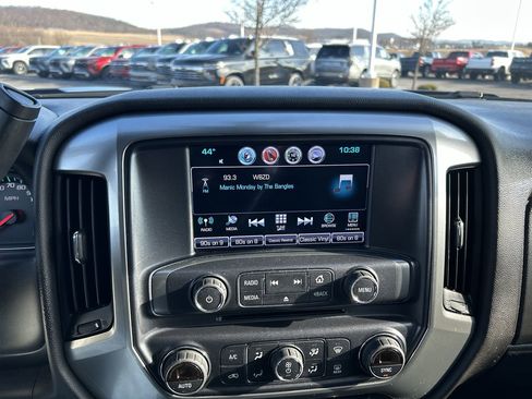 Used 2017 Chevrolet Silverado 1500 LT w/ All Star Edition image 28