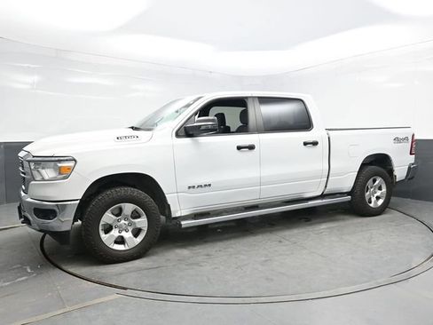 Used 2023 RAM 1500 Big Horn AWD/4WD image 3