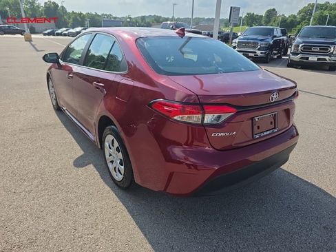 Used 2026 Toyota Corolla LE FWD image 18