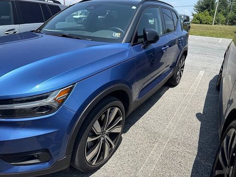 Used 2021 Volvo XC40 P8 Recharge w/ Advanced Package AWD/4WD image 10