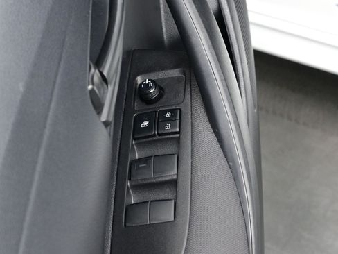 Used 2023 Toyota Corolla LE image 10