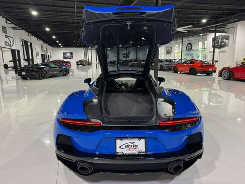 Used 2020 McLaren GT image 40