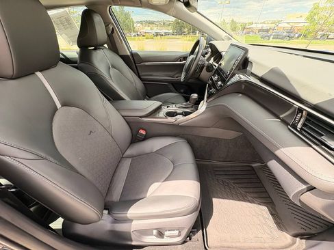 Used 2022 Toyota Camry XSE w/ Navigation Upgrade Package FWD image 33