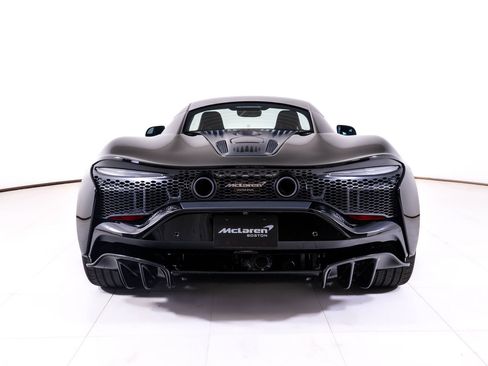 New 2026 McLaren Artura RWD image 4