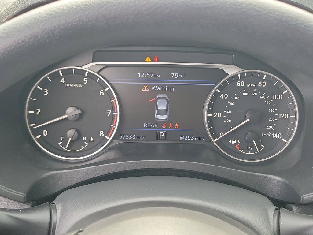 Used 2025 Nissan Altima 2.5 SV FWD image 27