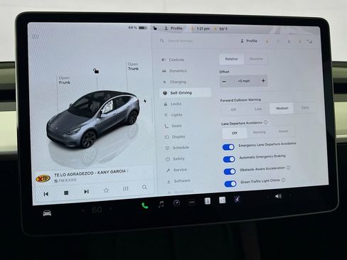 Used 2024 Tesla Model Y Long Range image 28