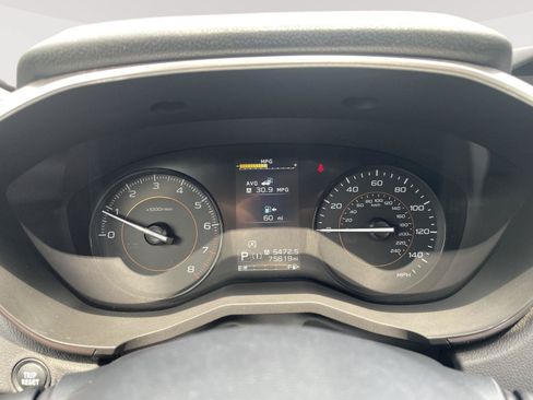 Used 2022 Subaru Crosstrek 2.0i Premium w/ Popular Package #4A AWD/4WD image 2